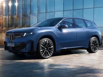 BMW iX3 2025 Neue Klasse: el SUV eléctrico con hasta 805 km de autonomía, carga ultrarrápida de 400 kW y preparado para las regulaciones europeas del futuro.