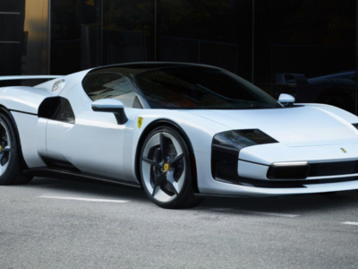 Ferrari SC40, pieza única nacida en Maranello para rendir tributo al F40 con tecnología moderna.