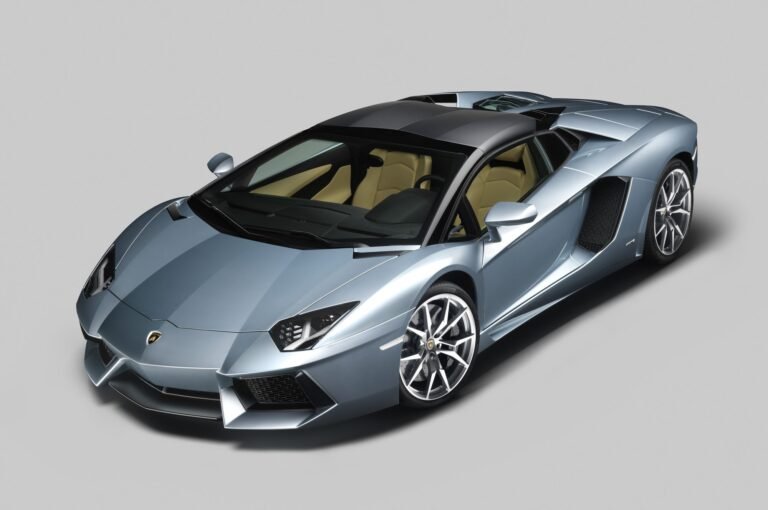 Lamborghini Aventador J Lamborghini Aventador J: ficha, historia, motor, precio y versiones imagen 1