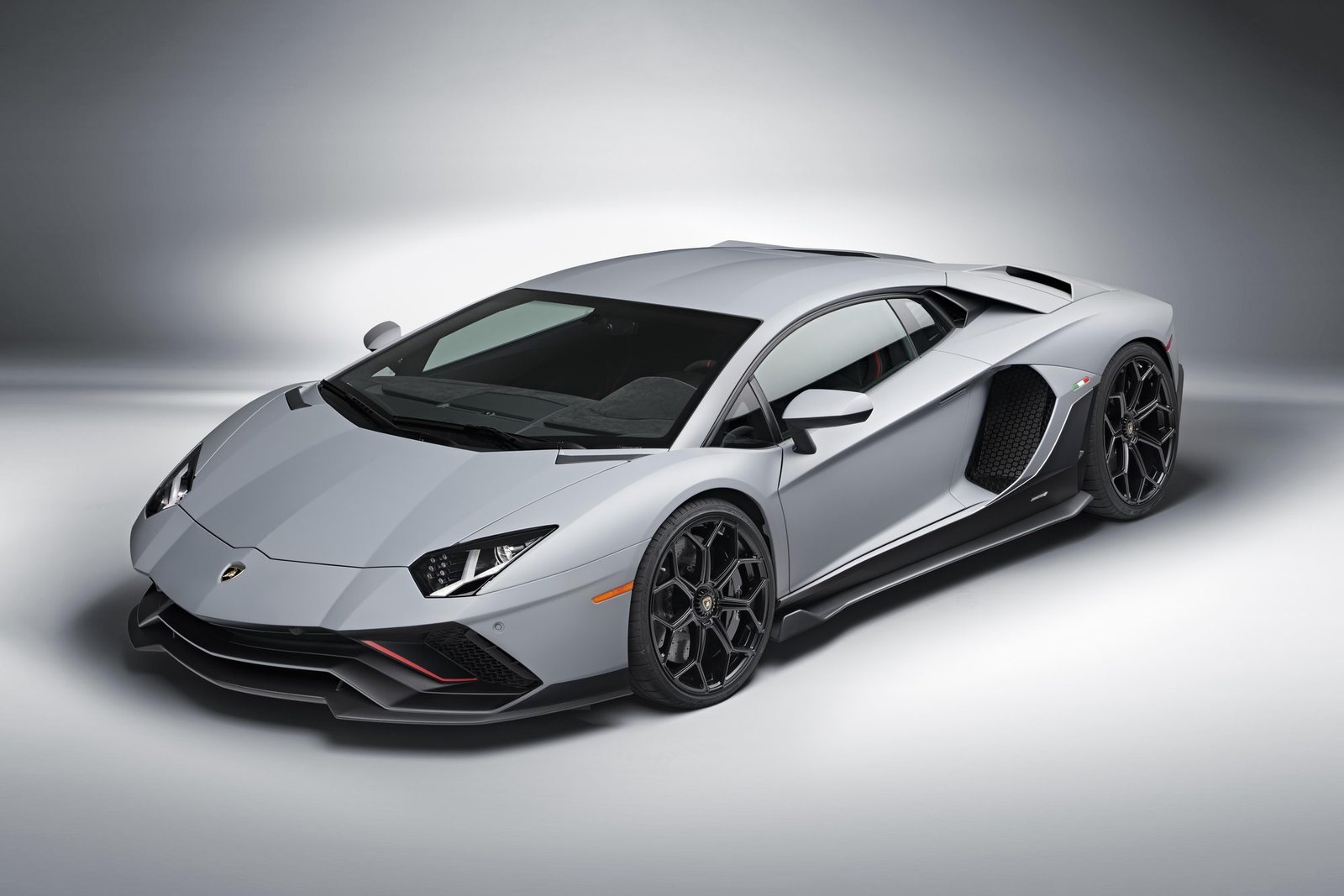 Lamborghini Aventador LP 780-4 Ultimae Coupé – imagen oficial Lamborghini