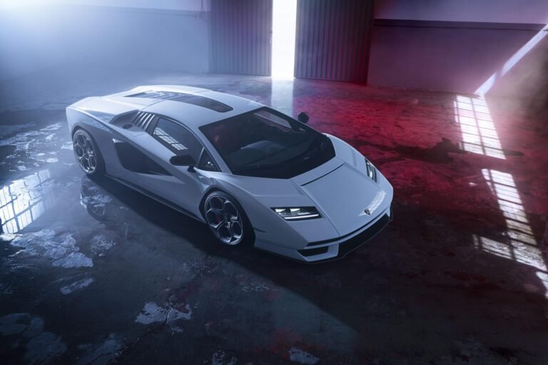 Lamborghini Countach LPI 800-4 – imagen oficial Lamborghini
