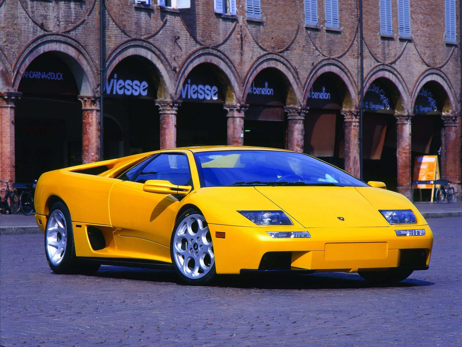 Lamborghini Diablo 6.0 (2001) – imagen oficial Lamborghini
