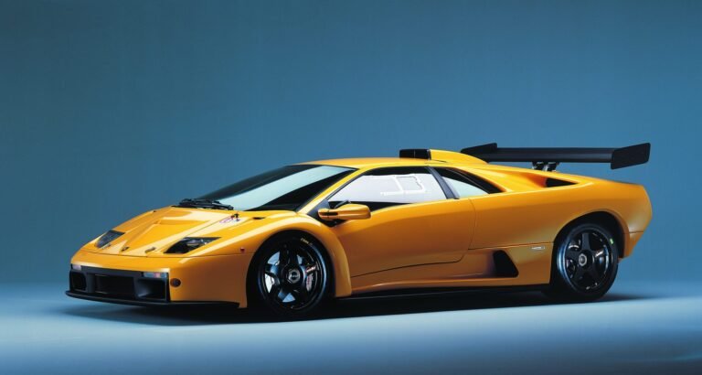 Lamborghini Diablo 6.0 (2001) Lamborghini Diablo 6.0 (2001): ficha, historia, motor, precio y versiones imagen 2