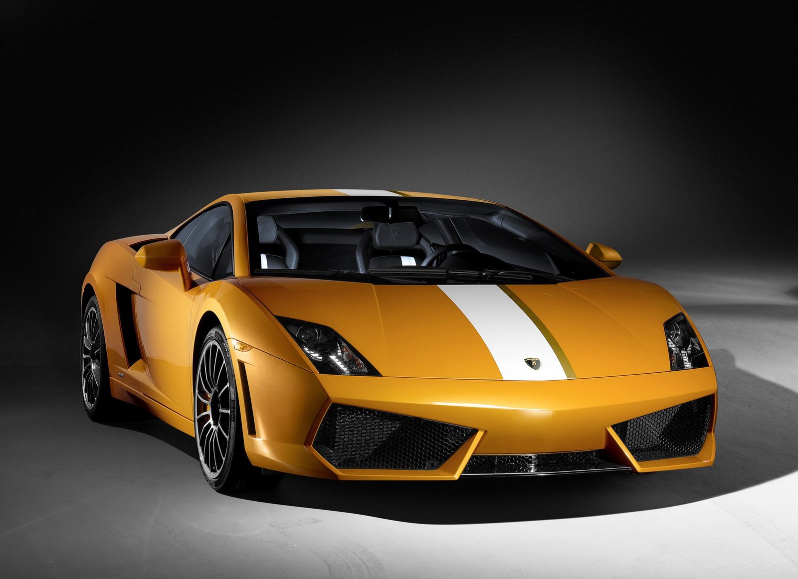 Lamborghini Gallardo LP 570-4 Spyder Performante Lamborghini Gallardo LP 570-4 Spyder Performante: ficha, historia, motor, precio y versiones imagen 4