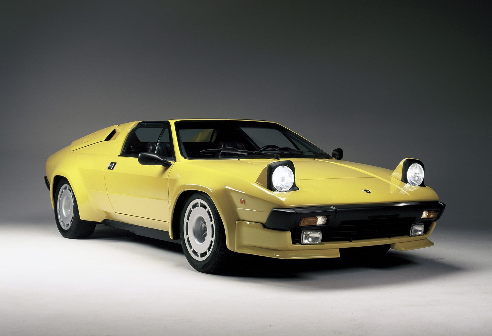 Lamborghini Jalpa – imagen oficial Lamborghini