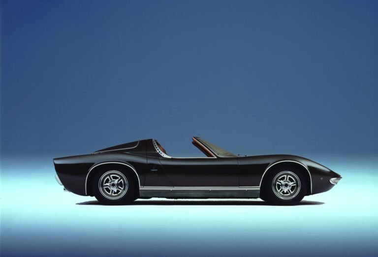 Lamborghini Miura Lamborghini Miura: ficha, historia, motor, precio y versiones imagen 3