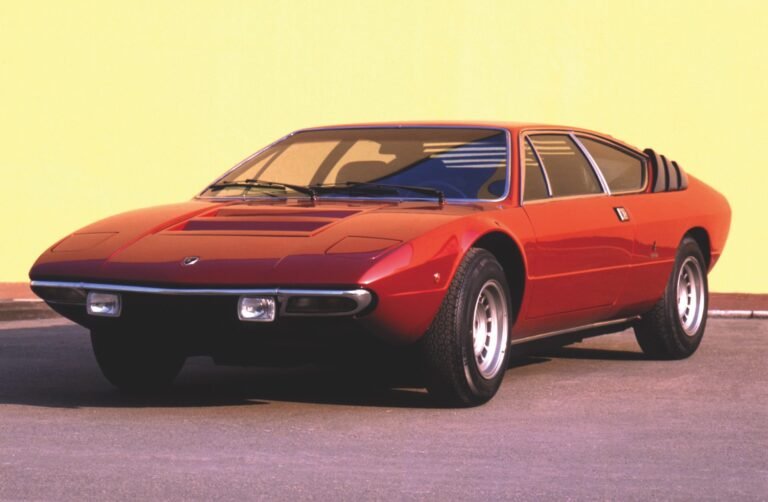 Lamborghini Urraco (1972-75) – imagen oficial Lamborghini